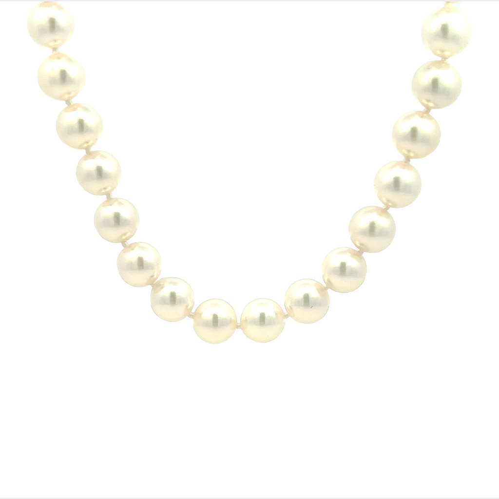 8x7.5mm Cultured Pearl Strand With 18Kt White Gold Clasp