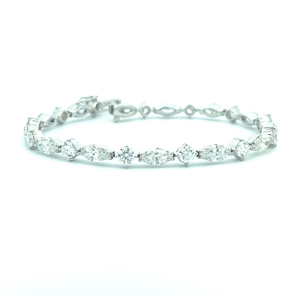 18Kt White Gold Tennis Bracelet With 13 Marquise Diamonds Weighing 7.00ct And 13 Round Diamonds Weighing 3.00ct G-H/VS