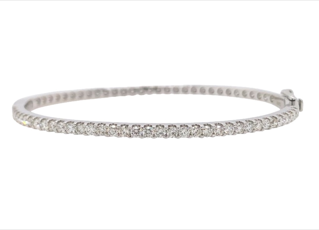 14Kt White Gold Bangle Bracelet With 36 Round Diamonds Weighing 1.28cttw G-H/SI