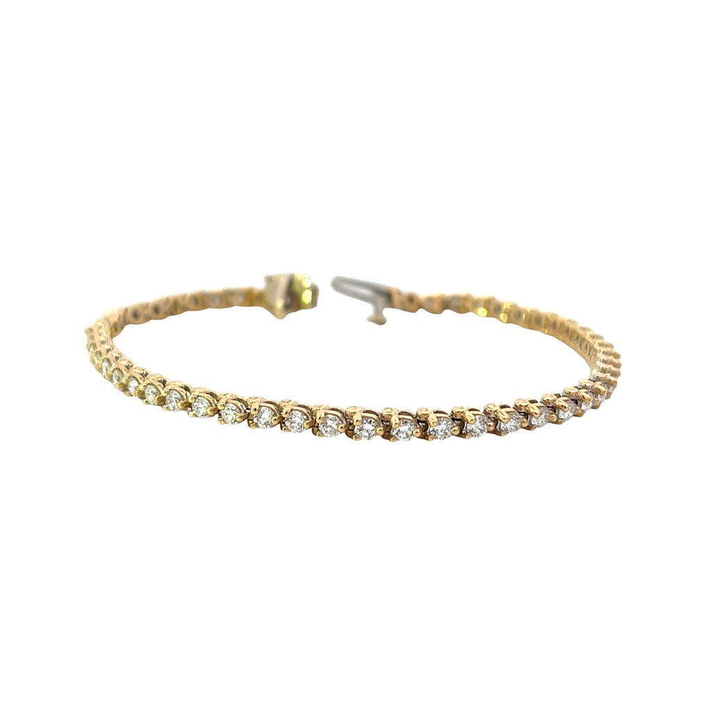 14Kt Yellow Gold Tennis Bracelet With (50) Round Diamonds Weighing 2.50cttw