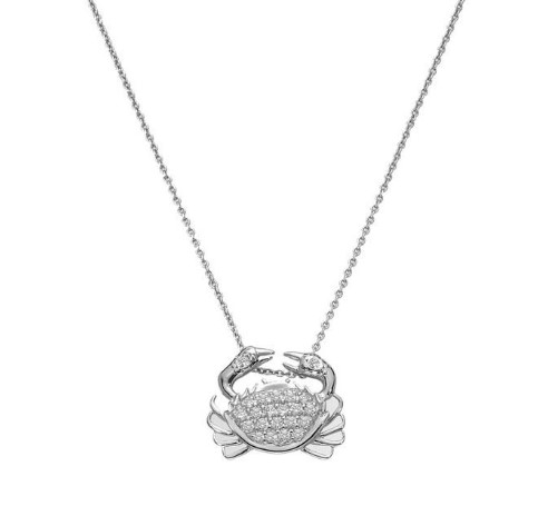 18Kt White Gold Crab Pendant Necklace With (22) Round Diamonds Weighing 0.19cttw