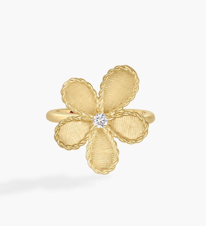 18Kt Yellow Gold Flower Ring With A Round Diamond Weighing 0.02ct
