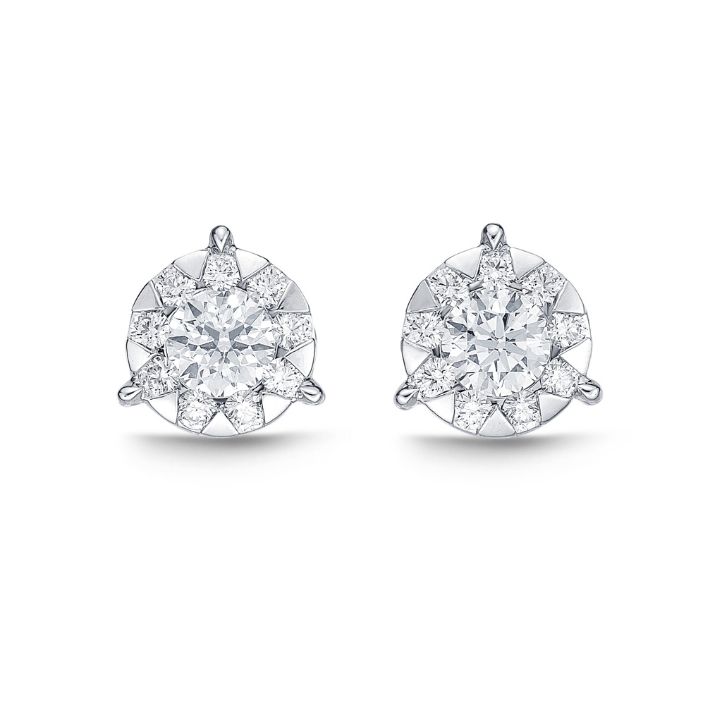 18Kt White Gold Bouquet Studs With (20) Round Diamonds Weighing 1.04cttw