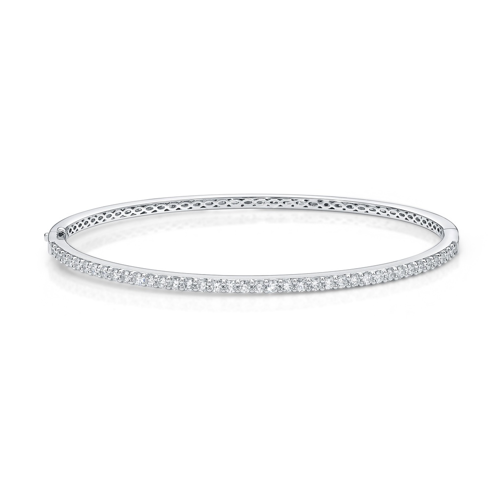 18Kt White Gold Bangle Bracelet With (40) Round Diamonds Weighing 1.02cttw