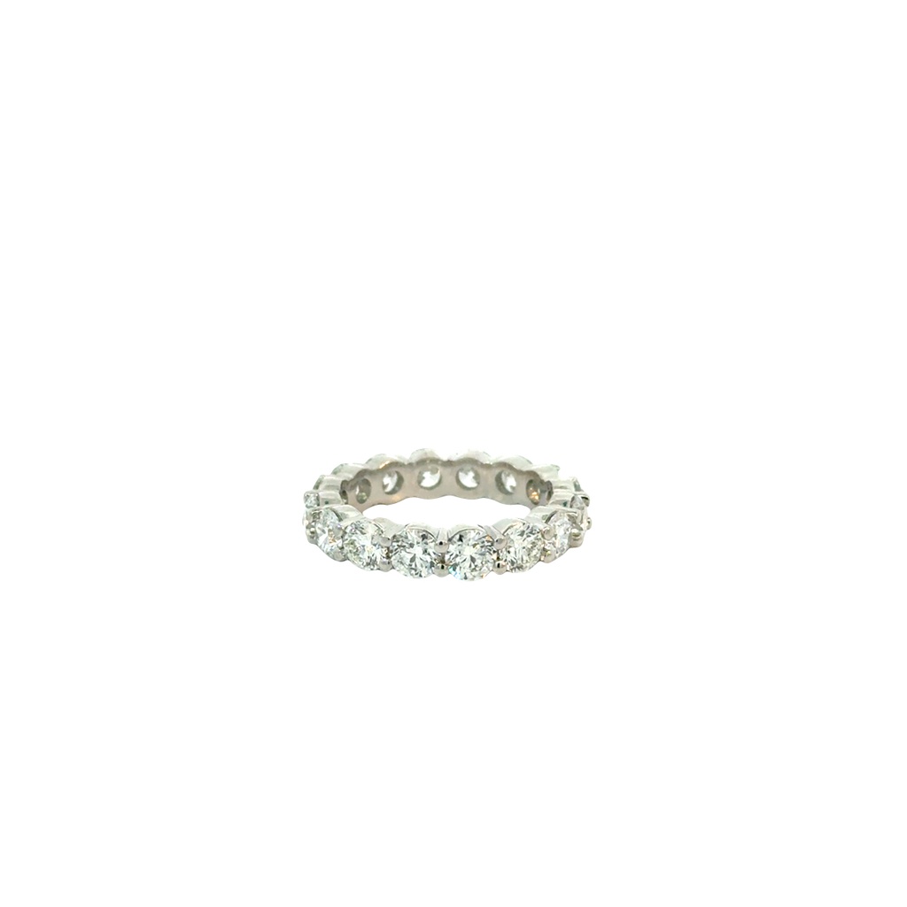 [S15631] Platinum Eternity Band With (16) Round Diamonds Weighing 4.26cttw