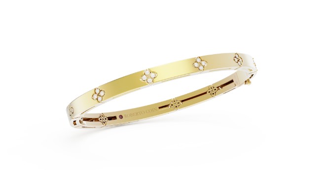 18Kt Yellow Gold Love In Verona Bangle With (20) Round Diamonds Weighing 0.15cttw