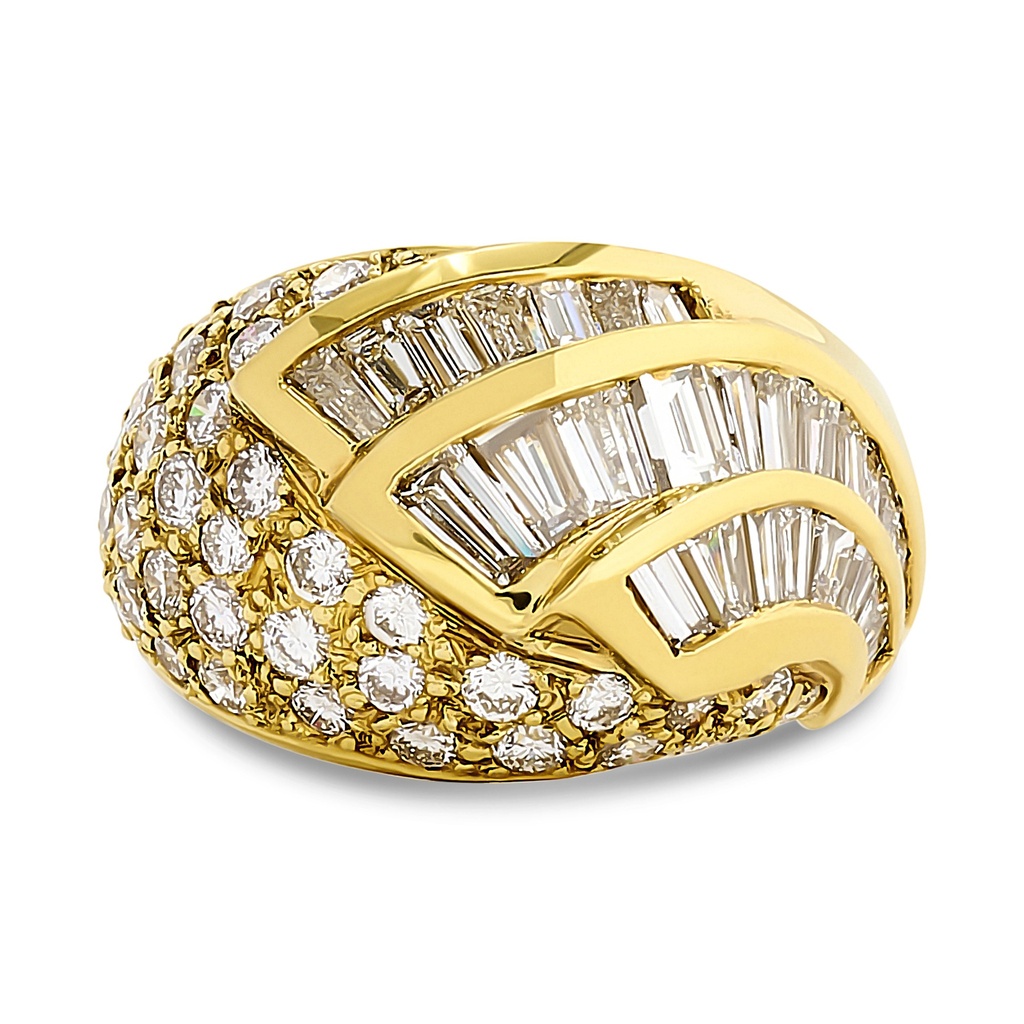 18Kt Yellow Gold Dome Ring With Round And Baguette Diamonds Weighing 3.43cttw