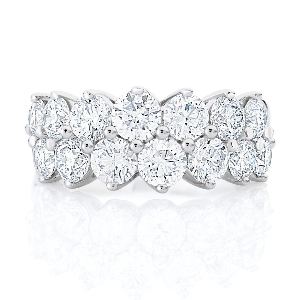 [R73819] 14Kt White Gold Two Row Band With (14) Round Diamonds Weighing 4.05cttw