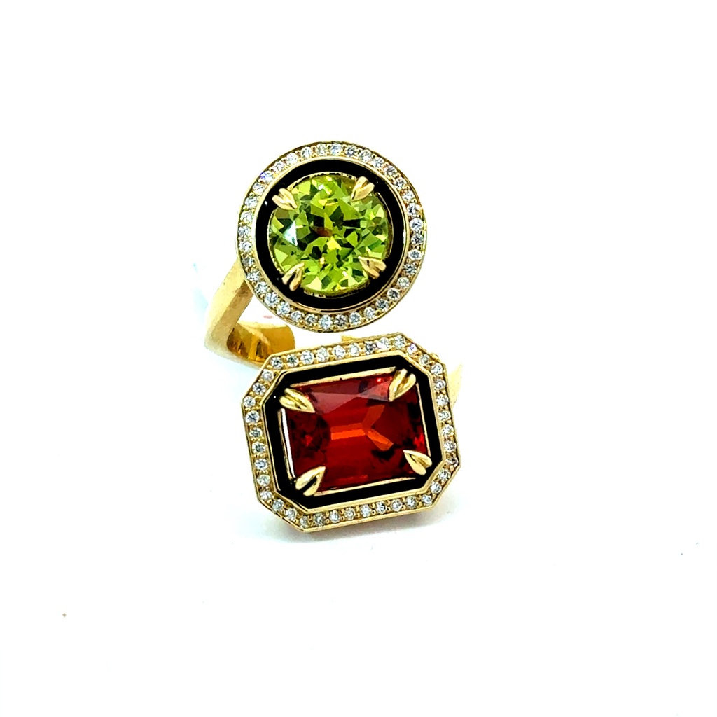 18Kt Yellow Gold Black Enamel Ring With a Spessartite Weighing 5.21ct, Sphene Weighing 4.00ct, And Round Diamonds Weighing 0.28ct