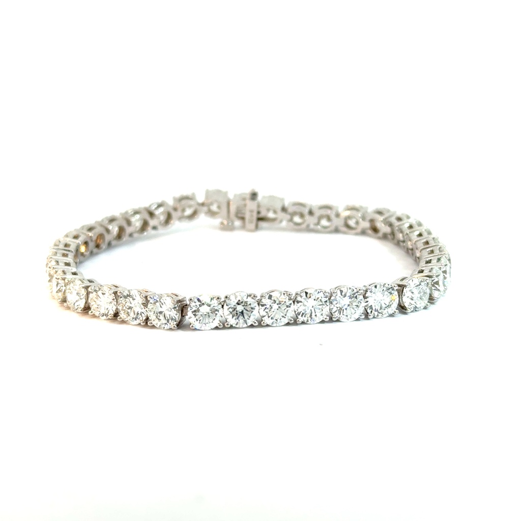 [S17831] 14Kt White Gold Tennis Bracelet With (35) Round Diamonds Weighing 17.53cttw