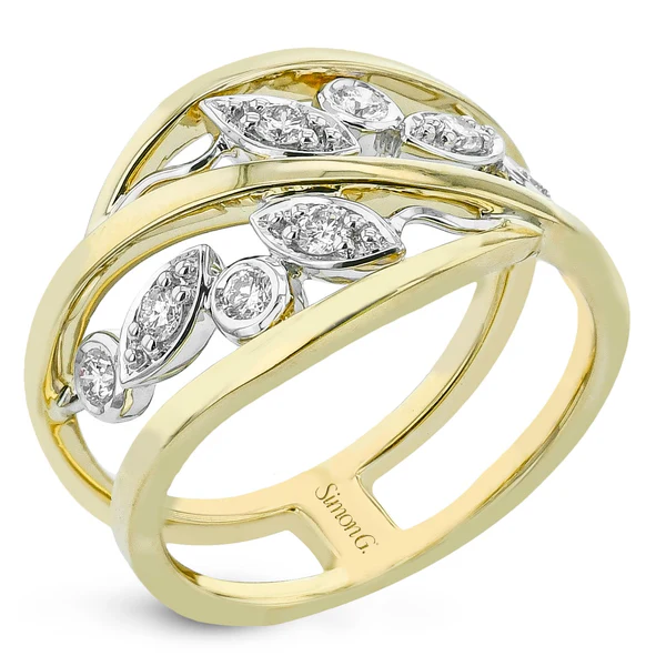 18Kt Two Toned Floral Band With (8) Round Diamonds Weighing 0.29cttw