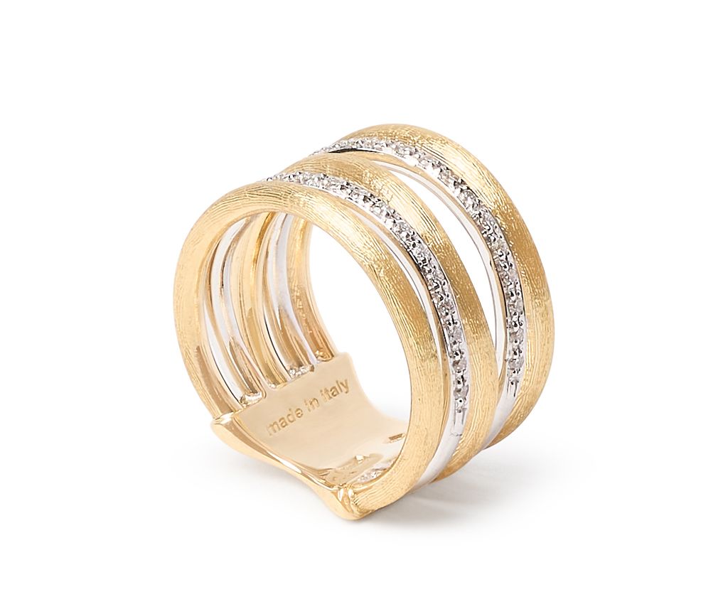 18Kt Two Toned Jaipur Band With (34) Round Diamonds Weighing 0.22cttw