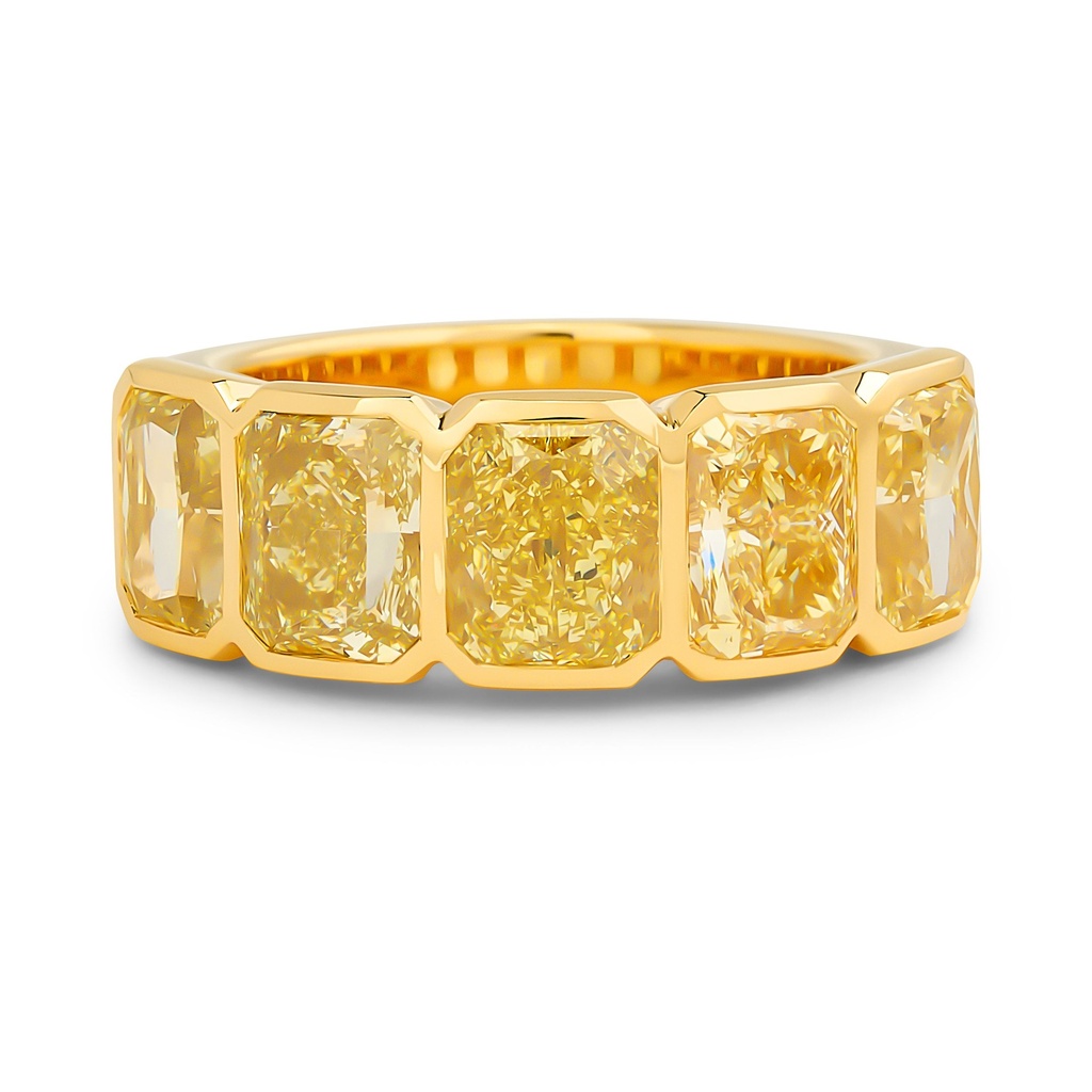 18Kt Yellow Gold Bezel Set Band With (5) Radiant Cut Diamonds Weighing 6.02cttw