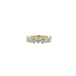 [7259] 18Kt Yellow Gold Alternating Bezel Set Ring With (9) Pear Shaped Diamonds Weighing 0.78ct