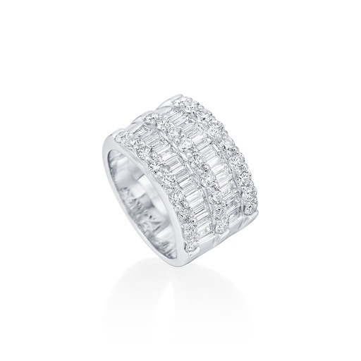 [R70181] 18Kt White Gold Five Row Band With (27) Round Diamonds Weighing 1.50ct And (22) Baguette Diamonds Weighing 1.50ct
