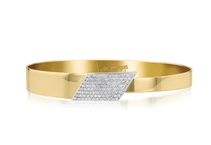 14Kt Yellow Gold "Love Always" Angled Bangle With (98) Round Diamonds Weighing 0.72cttw