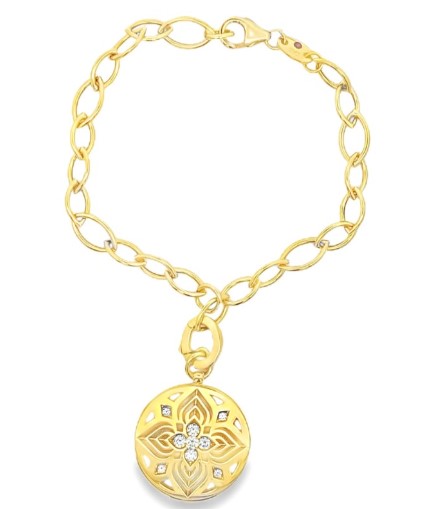 18Kt Yellow Gold Arabesque Flower Bracelet With (7) Round Diamonds Weighing 0.30cttw