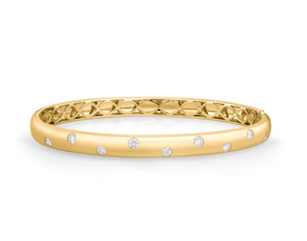 18Kt Yellow Gold Gypsy Bangle With (9) Round Diamonds Weighing 0.75cttw
