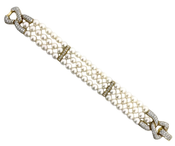 18Kt Yellow Gold Three Strand Pearl Bracelet With (166) Round Diamonds Weighing 2.00cttw