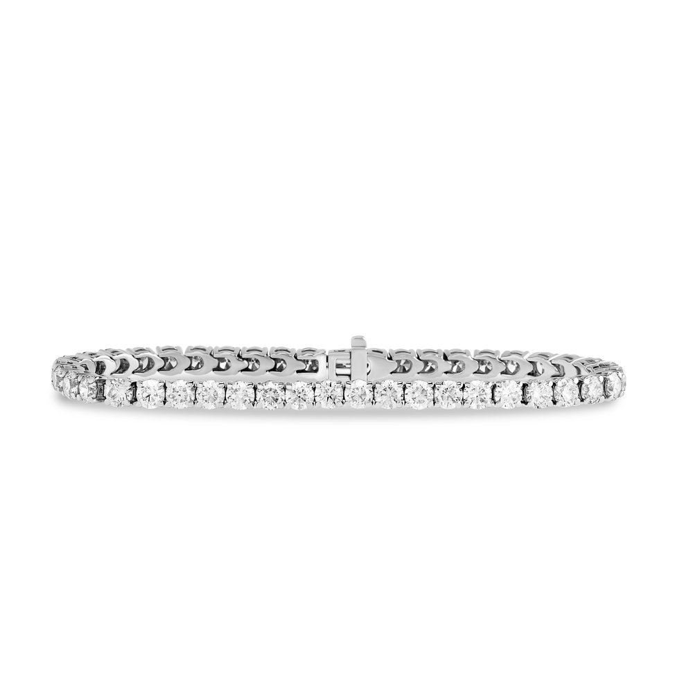 14Kt White Gold Tennis Bracelet With (44) Round Diamonds Weighing 10.45cttw