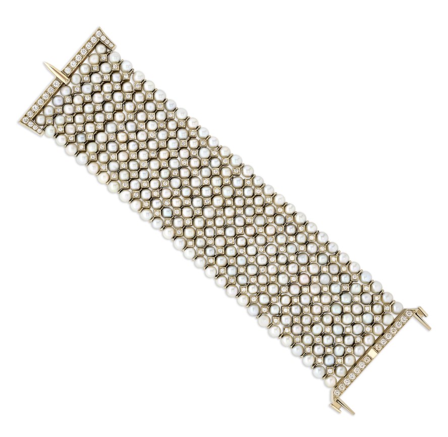 18Kt White Gold Wide Bracelet With (224) Cultured Pearls And (223) Round Diamonds Weighing 5.50cttw