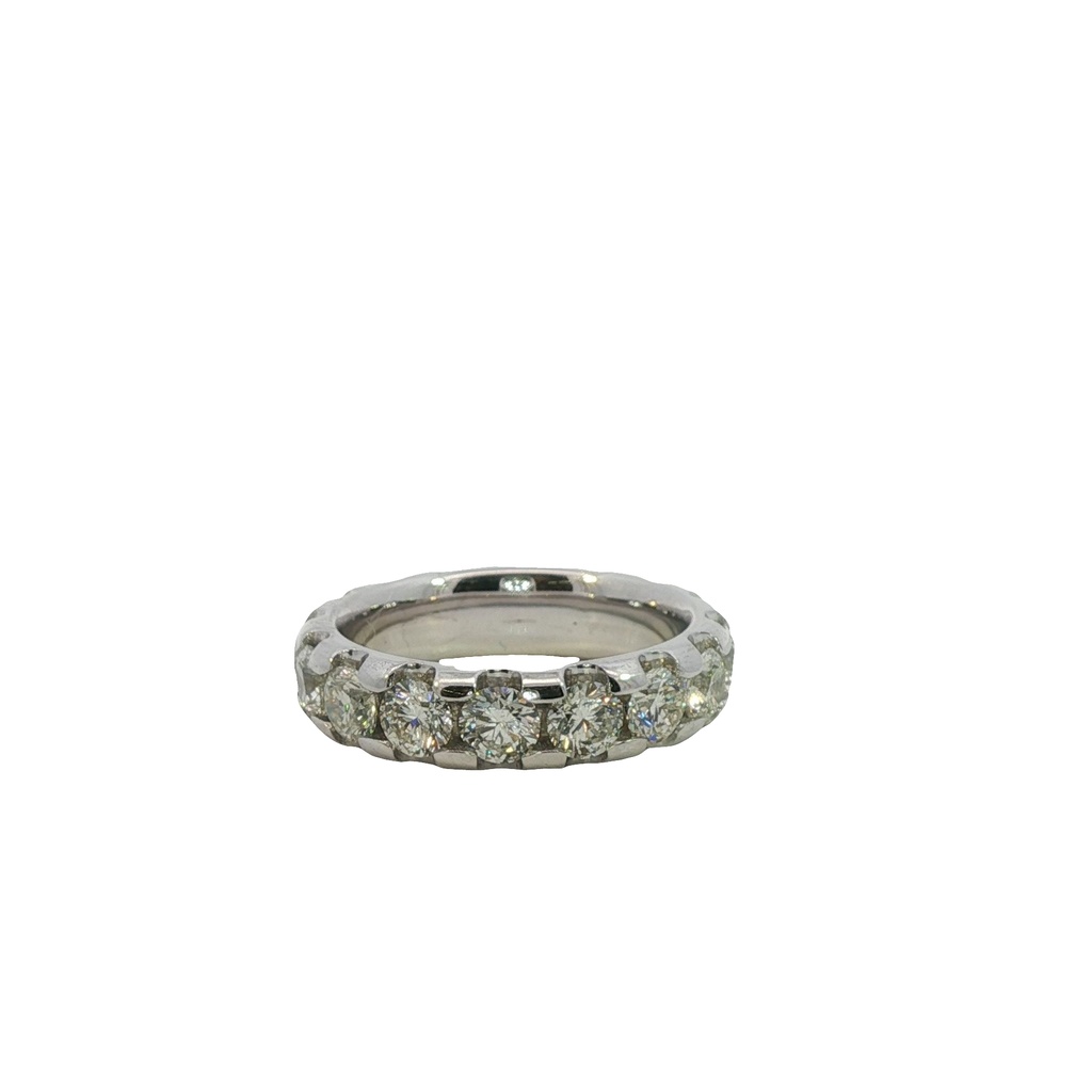 [S12530] Platinum Eternity Band With (16) Round Diamonds Weighing 3.70cttw