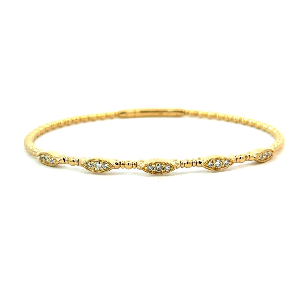 14Kt Yellow Gold Bangle With (15) Round Diamonds Weighing 0.33cttw