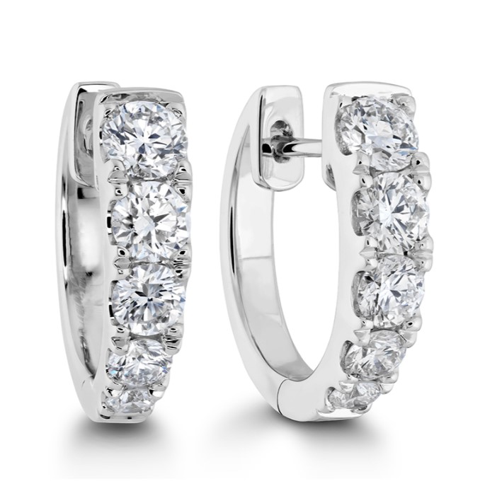 18Kt White Gold Graduated Huggies With (10) Round Diamonds Weighing 0.94cttw 