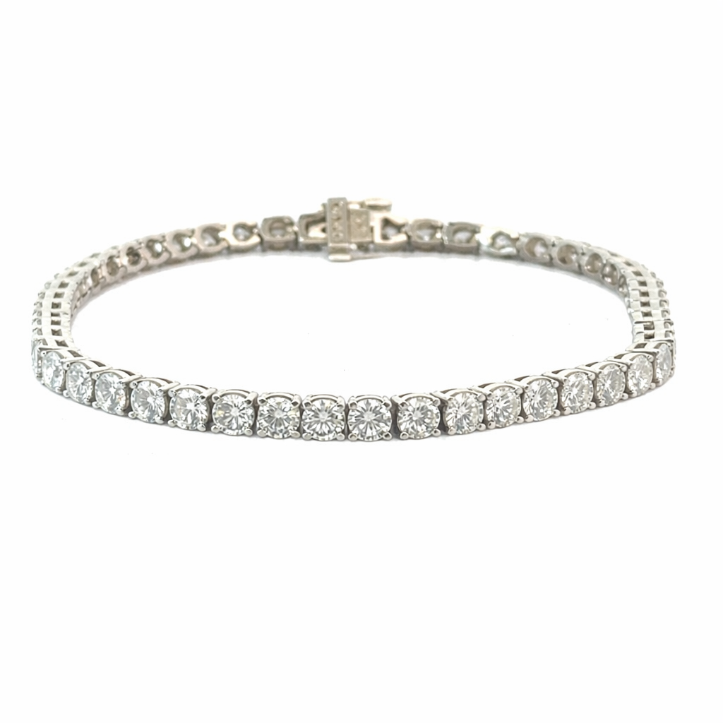 [TENNISBRACELET] 14Kt White Gold Tennis Bracelet With (48) Round Diamonds Weighing 8.56cttw