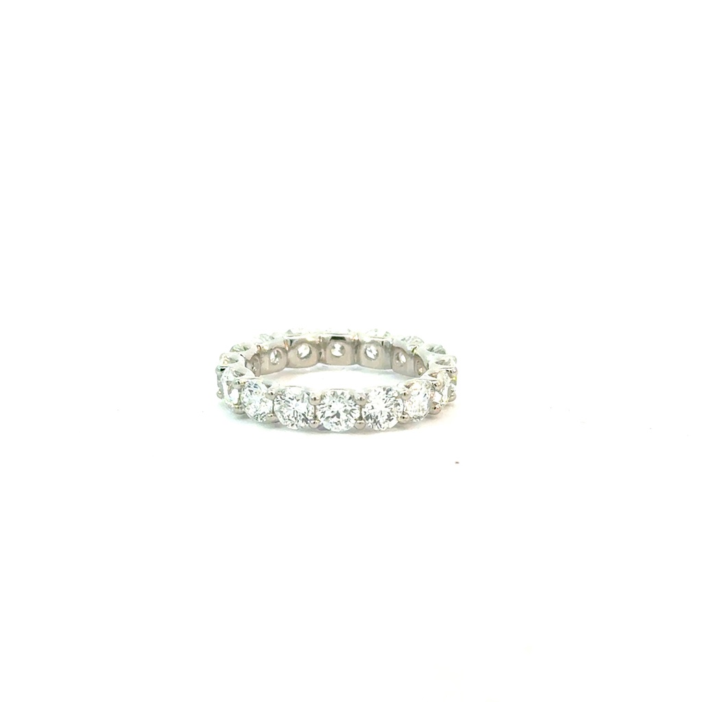 [S15635] Platinum Eternity Band With (16) Round Diamonds Weighing 4.17cttw