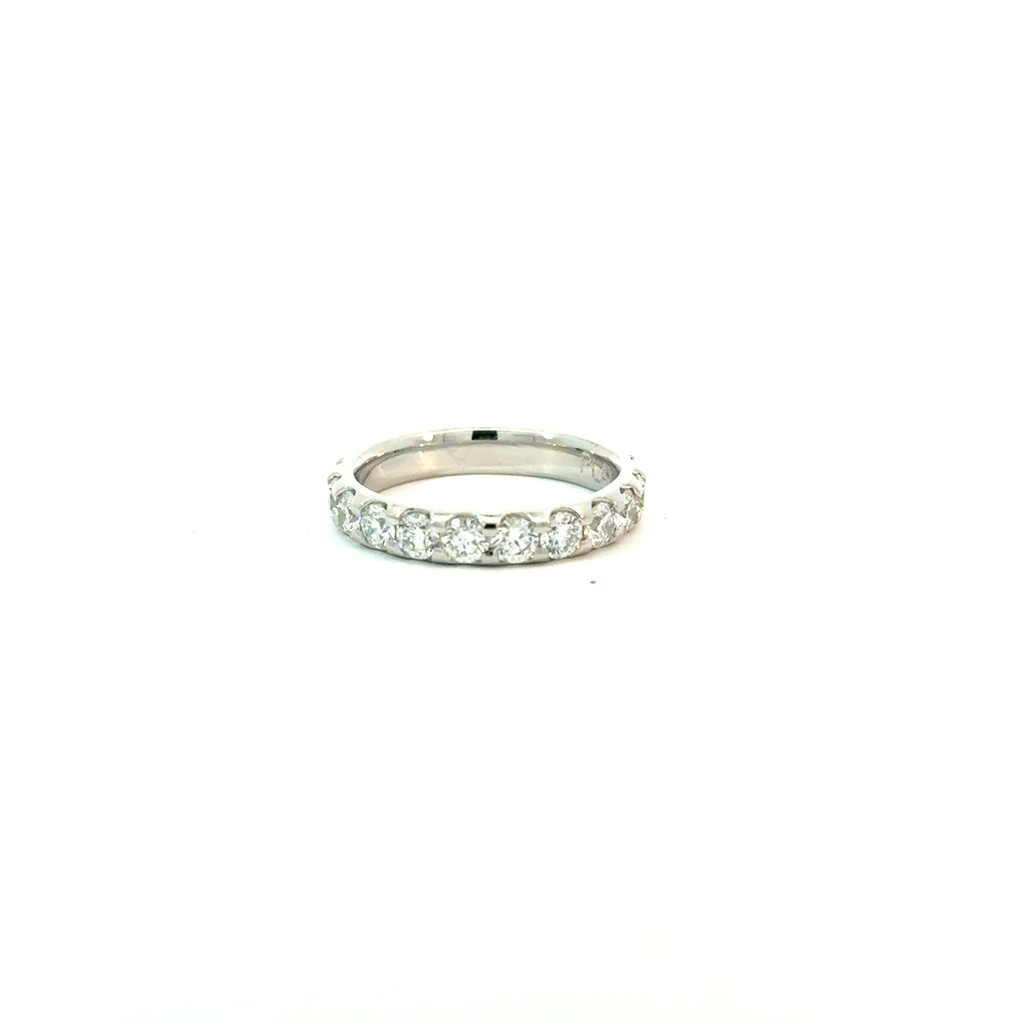 [S14996] Platinum Eternity Band With (20) Round Diamonds Weighing 2.68cttw