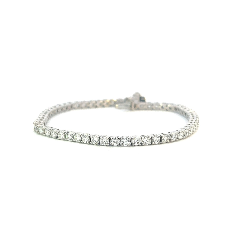 [tennis brac] 14Kt White Gold Tennis Bracelet With (59) Round Diamonds Weighing 5.01cttw
