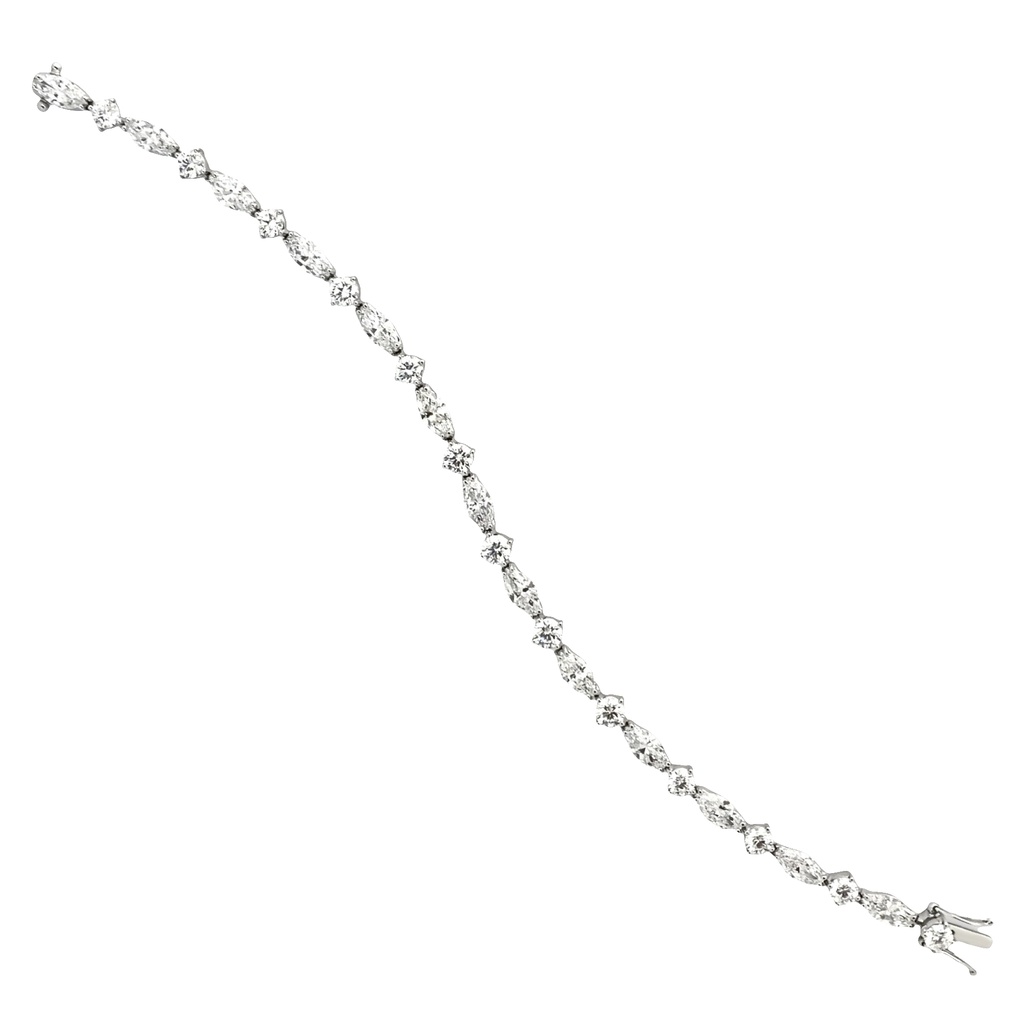 [PRTB75234.1-P] 18Kt White Gold Bracelet With (13) Marquise Diamonds Weighing 7.00ct And (13) Round Diamonds Weighing 3.00ct