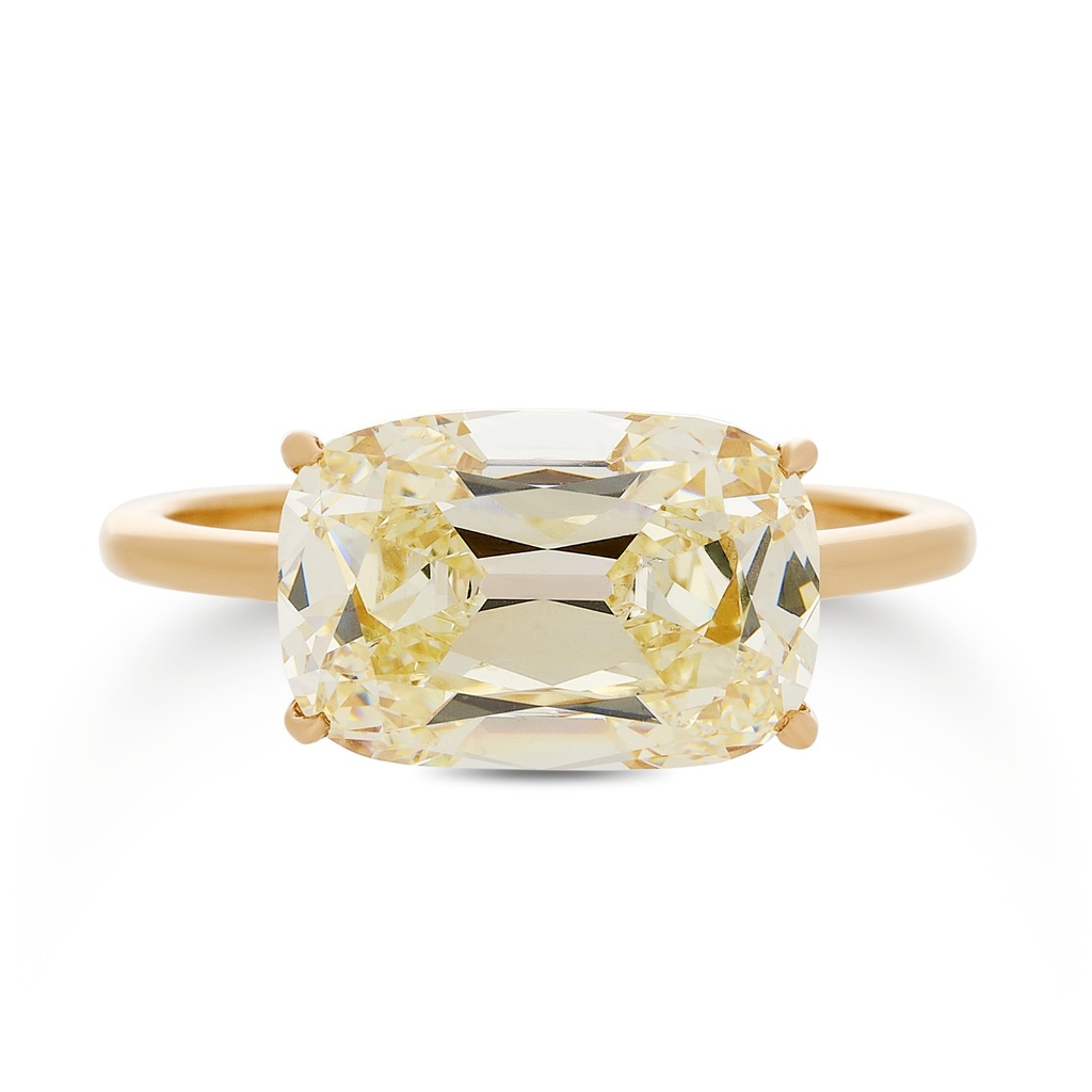 18Kt Rose Gold Ring With A Cushion Brilliant Cut Diamond Weighing 4.08ct N/SI1 GIA6233533952