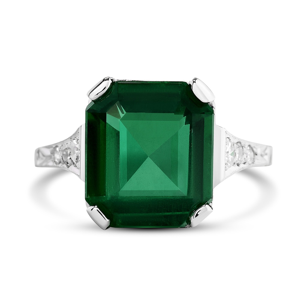 [PRTR80156-P] Platinum Ring With An Emerald Cut Emerald Weighing 3.10ct And (6) Single Cut Diamonds Weighing 0.11ct