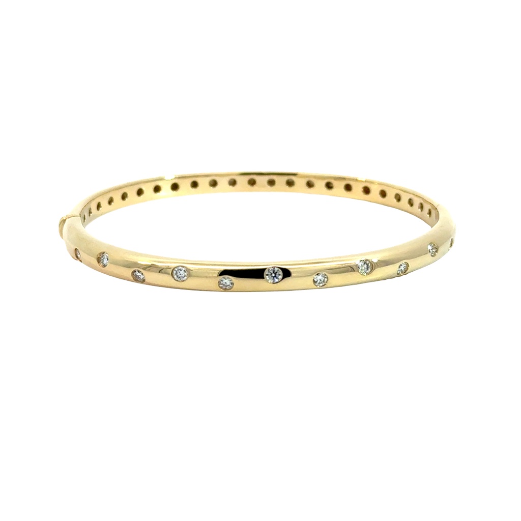 [B9584E (N6664)] 14Kt Yellow Gold Hinged Bangle With (11) Round Diamonds Weighing 0.55cttw