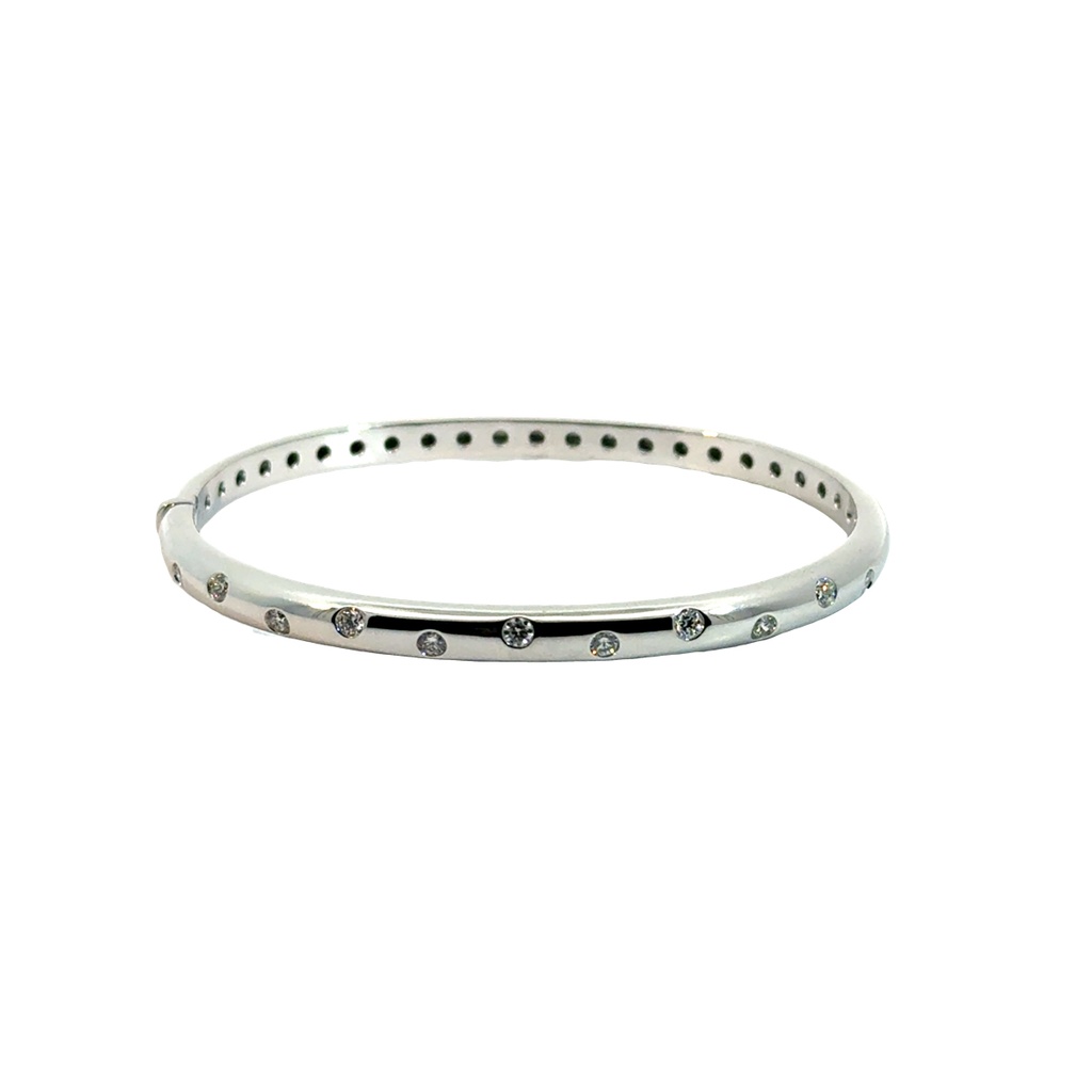 [B9584E (N6665)] 14Kt White Gold Hinged Bangle With (11) Round Diamonds Weighing 0.55cttw