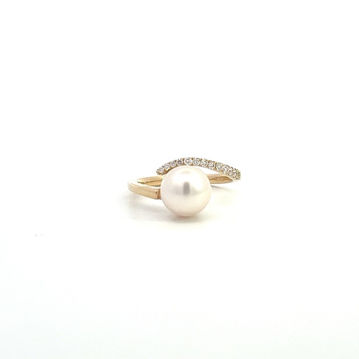 [PR296AY] 14Kt Yellow Gold Ring With A 8-8.5mm Cultured Pearl And (14) Round Diamonds Weighing 0.17cttw