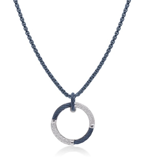 [08-28-0620-11] 14Kt White Gold Blueberry Nautical Cable Circle Pendant Necklace With (32) Round Diamonds Weighing 0.16cttw