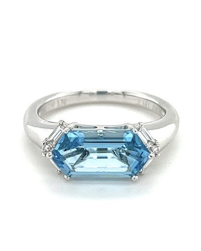 [BTHXRGWD16] 18Kt White Gold Ring With An Elongated Hexagon Swiss Blue Topaz, (4) Baguette, And (2) Round Diamonds Weighing 0.16cttw