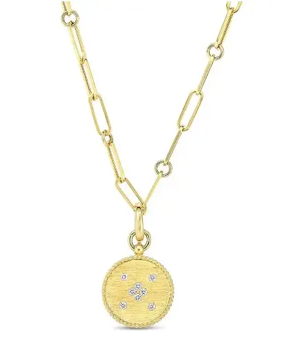 [7773105AY19X] 18Kt Yellow Gold Venetian Princess Pendant With (8) Round Diamonds Weighing 0.16cttw