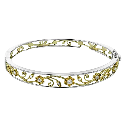 [LB2570] 18Kt Two Toned Flower Bangle With (11) Round Diamonds Weighing 0.29cttw