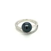 [PR85TW] 18Kt White Gold Tahitian Pearl Ring With (20) Round Diamonds Weighing 0.25cttw