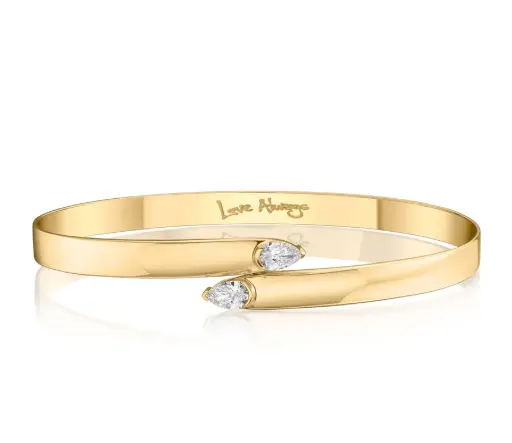 [B0028DY] One Of One Toi Et Moi Bracelet With (2) Pear Shaped Diamonds Weighing 0.60cttw In 18Kt Yellow Gold